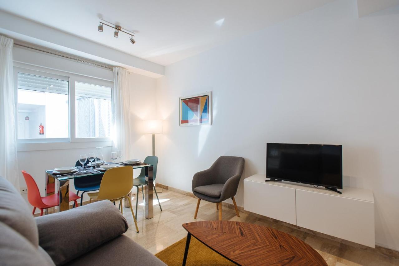 Triana Boutique Free Parking Apartment Seville Ngoại thất bức ảnh