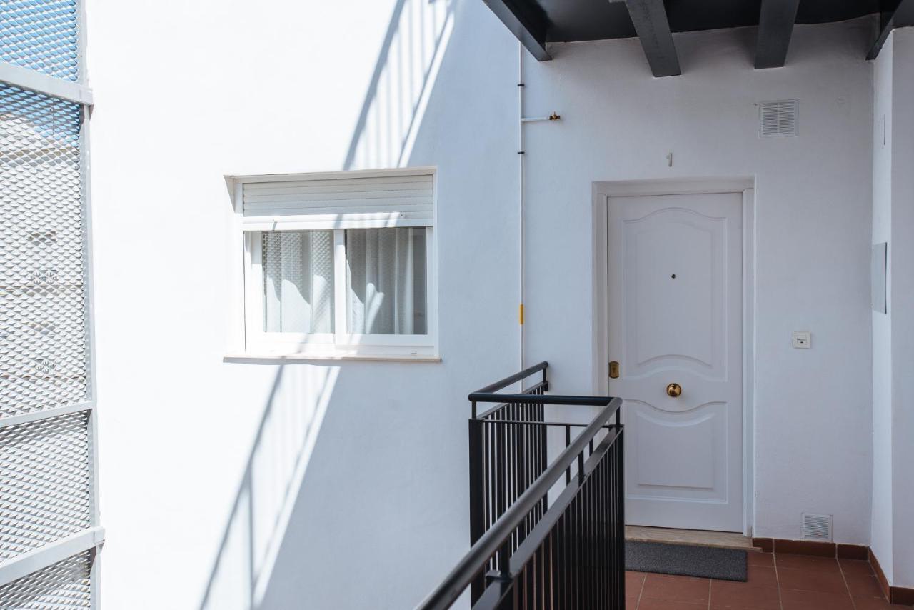 Triana Boutique Free Parking Apartment Seville Ngoại thất bức ảnh